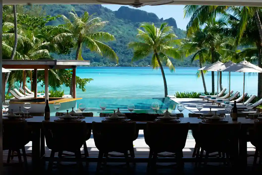 Noam Bora Bora Resort-1